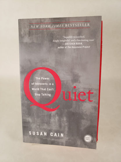 Quiet: The Power of Introverts in a World That Can't Stop Talking - Paperback